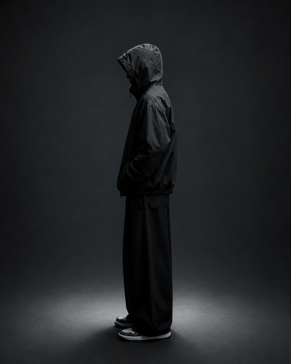 Eclipse Windbreaker - Midnight Black