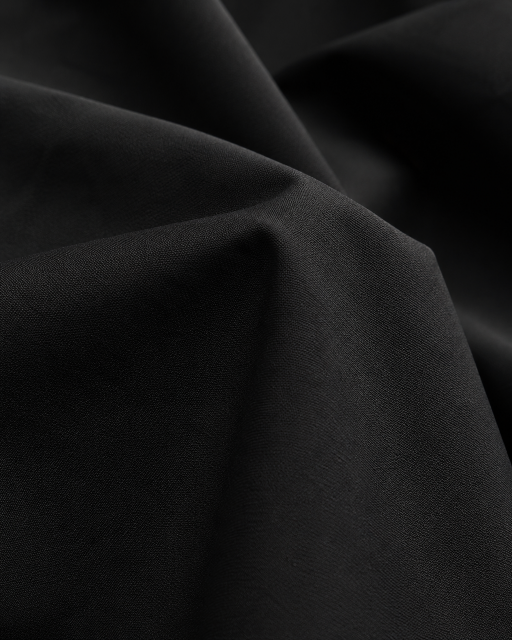 Eclipse Windbreaker - Midnight Black